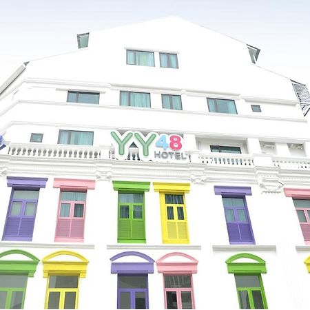 Yy48 Hotel 2 Mins Walk From Masjid Jamek Lrt Station Kuala Lumpur Eksteriør billede