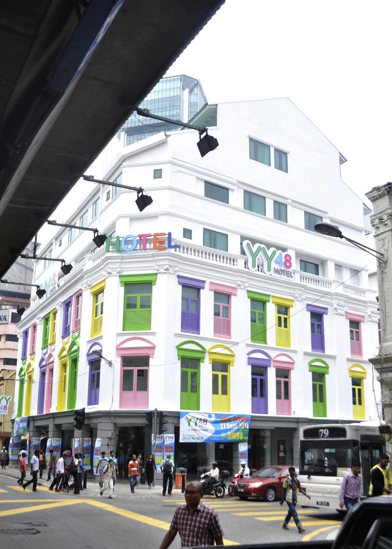 Yy48 Hotel 2 Mins Walk From Masjid Jamek Lrt Station Kuala Lumpur Eksteriør billede