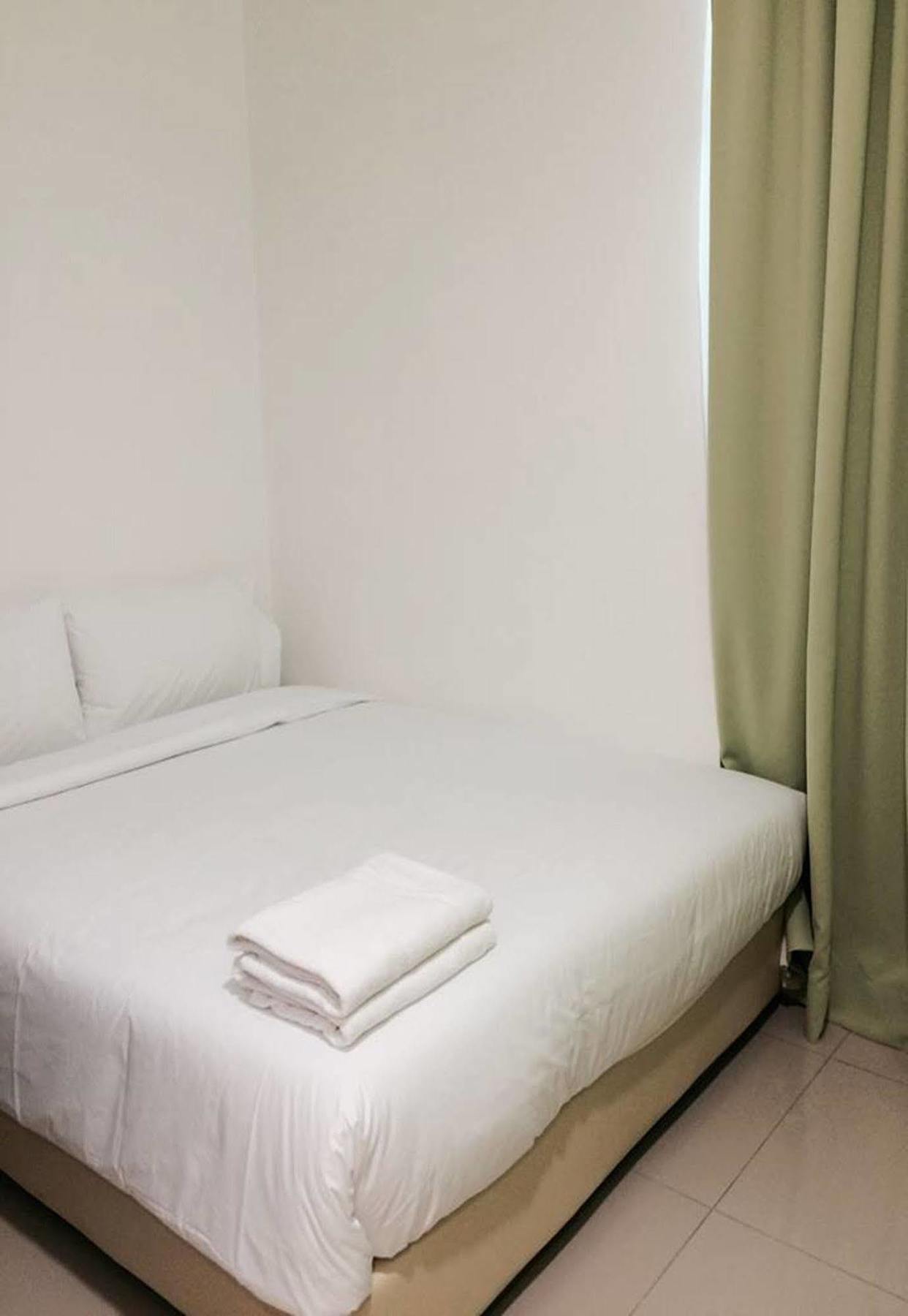 Yy48 Hotel 2 Mins Walk From Masjid Jamek Lrt Station Kuala Lumpur Eksteriør billede