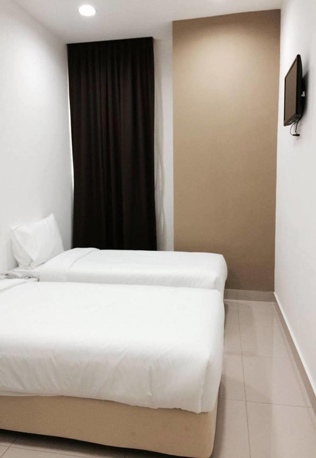 Yy48 Hotel 2 Mins Walk From Masjid Jamek Lrt Station Kuala Lumpur Eksteriør billede